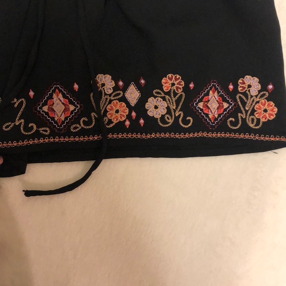 Embroidered Drawstring Shorts - Picture 2 of 4